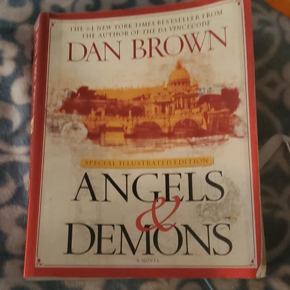 🔴3 for 20 Dan Brown Angels and demons novel